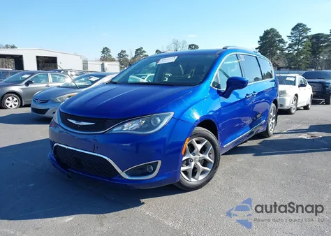 2018 Chrysler Pacifica Touring L Plus z USA, uszkodzony, nr VIN 2C4RC1EG4JR315434